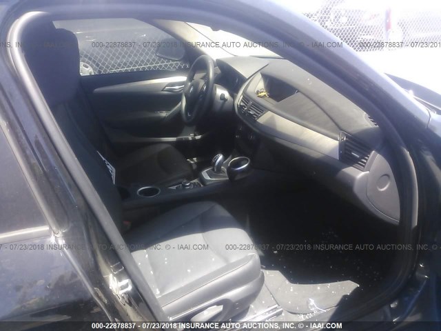 WBAVM1C50FV319527 - 2015 BMW X1 SDRIVE28I BLACK photo 5