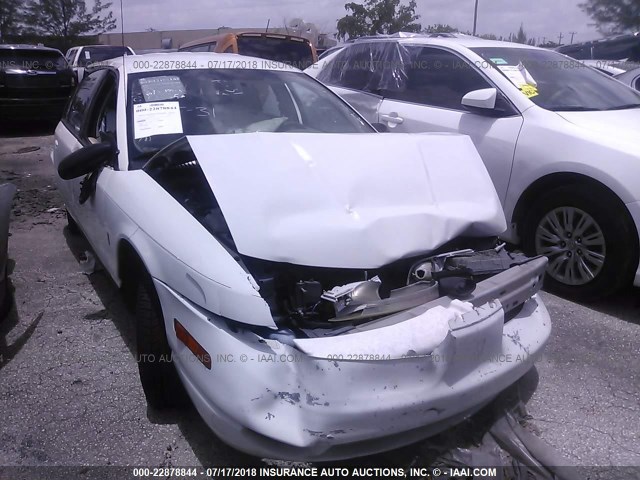 1G8ZN82771Z214170 - 2001 SATURN SW2 WHITE photo 1