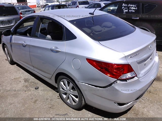 KMHCU4AE4DU302582 - 2013 HYUNDAI ACCENT GLS/SE SILVER photo 3