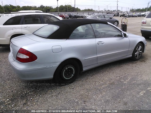 WDBTK56F57F217646 - 2007 MERCEDES-BENZ CLK 350 Light Blue photo 4