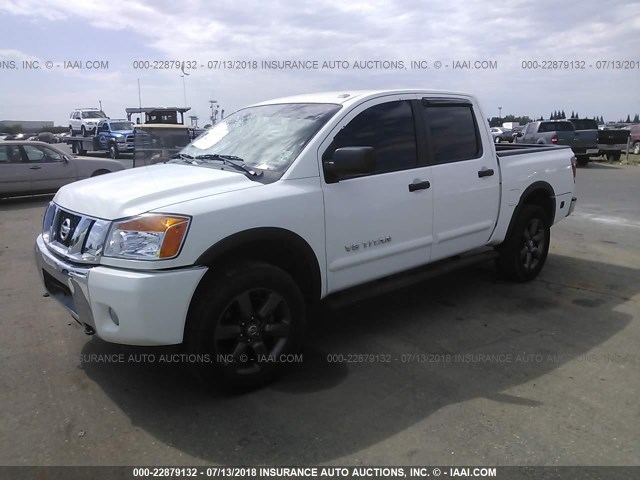 1N6BA0EC8FN509562 - 2015 NISSAN TITAN S/SV/SL/PRO-4X WHITE photo 2