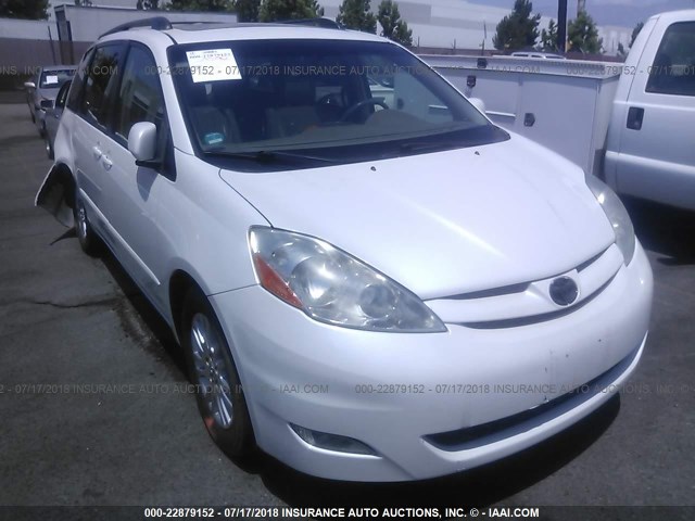 5TDZK22C87S083379 - 2007 TOYOTA SIENNA XLE/XLE LIMITED WHITE photo 1