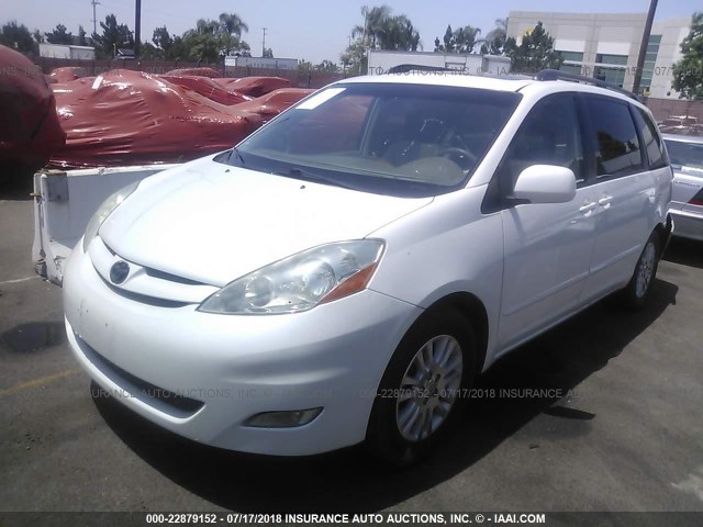 5TDZK22C87S083379 - 2007 TOYOTA SIENNA XLE/XLE LIMITED WHITE photo 2