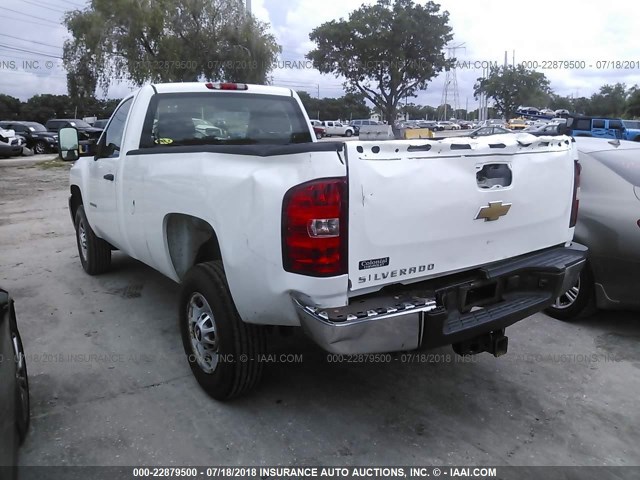 1GC0CVCG3BF136622 - 2011 CHEVROLET SILVERADO C2500 HEAVY DUTY WHITE photo 3