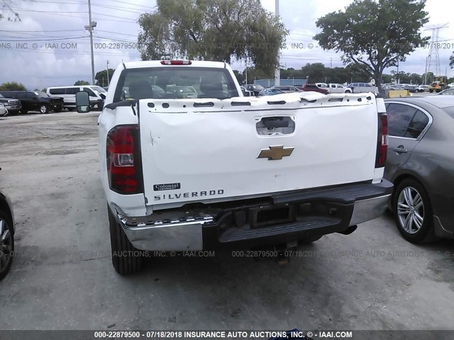 1GC0CVCG3BF136622 - 2011 CHEVROLET SILVERADO C2500 HEAVY DUTY WHITE photo 6