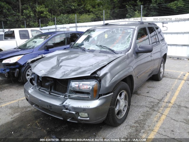 1GNDT13S282134933 - 2008 CHEVROLET TRAILBLAZER LS/LT GRAY photo 2