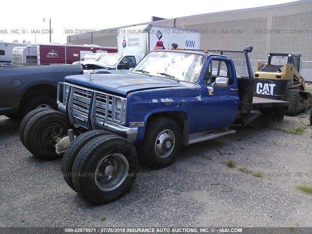 1GBJK34J0FS151697 - 1985 CHEVROLET K30 Unknown photo 2