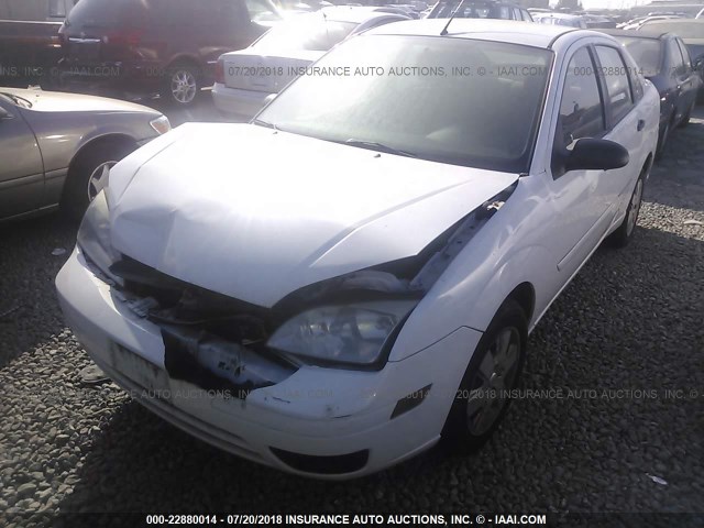 1FAFP34N07W280562 - 2007 FORD FOCUS ZX4/S/SE/SES 白色 照片 2