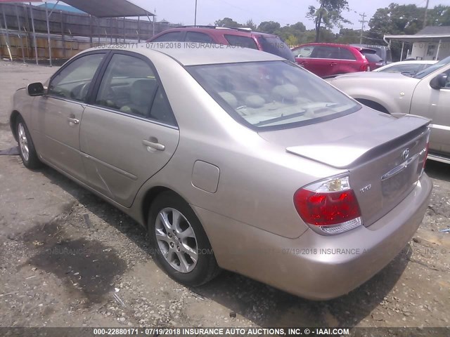 4T1BF32K15U097258 - 2005 TOYOTA CAMRY LE/XLE/SE Қоңыр фото 3