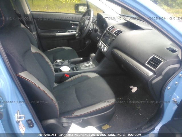 JF2GPADC9G8245168 - 2016 SUBARU CROSSTREK PREMIUM Niebieski zdjęcie 5
