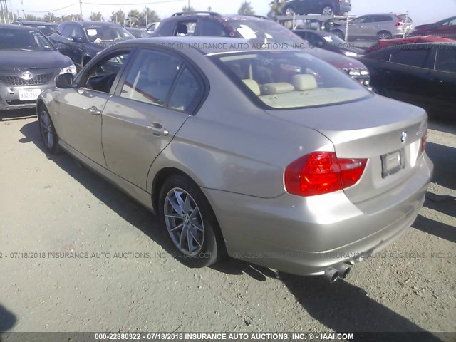 WBAPH5C53AA439794 - 2010 BMW 328 I SULEV BEIGE photo 3