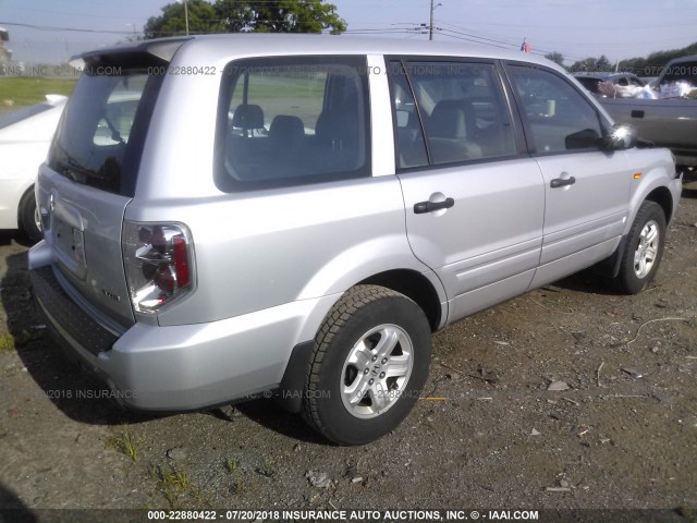 2HKYF18116H527478 - 2006 HONDA PILOT LX SILVER photo 4