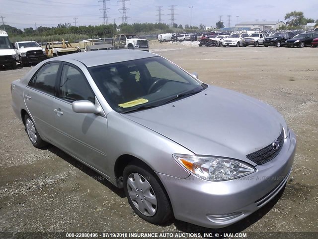 4T1BE32K43U187522 - 2003 TOYOTA CAMRY LE/XLE/SE 银色 照片 1