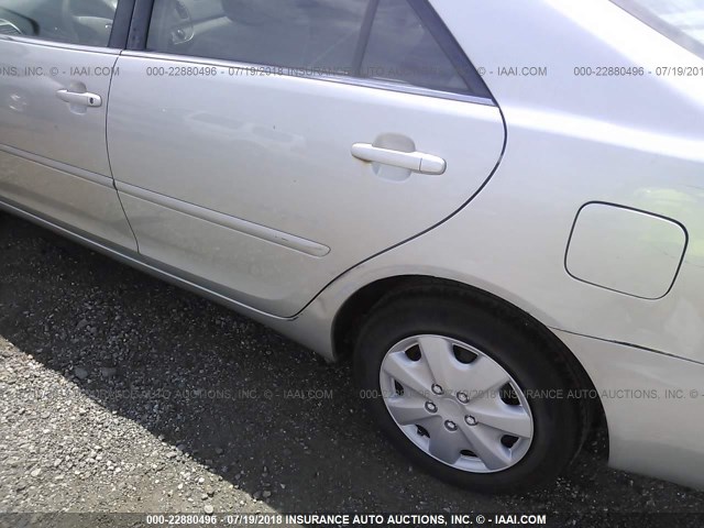 4T1BE32K43U187522 - 2003 TOYOTA CAMRY LE/XLE/SE 银色 照片 6