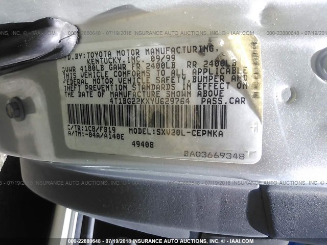 4T1BG22KXYU629764 - 2000 TOYOTA CAMRY CE/LE/XLE 银色 照片 9