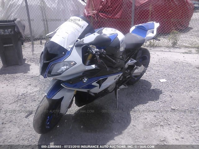 WB10D1102DZC96746 - 2013 BMW HP4  WHITE photo 2