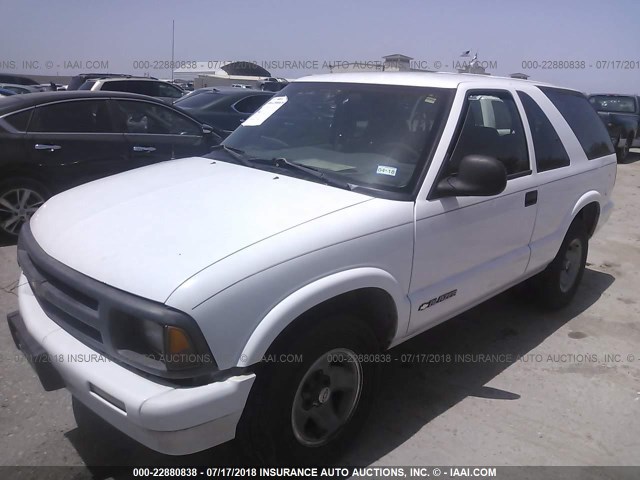 1GNCS18W4TK124732 - 1996 CHEVROLET BLAZER WHITE photo 2