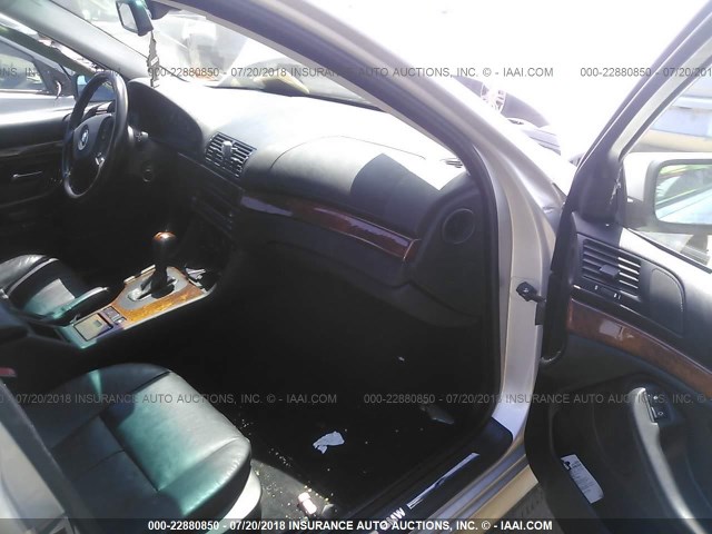 WBADT43473G026778 - 2003 BMW 525 I AUTOMATIC SILVER photo 5