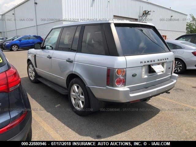 SALME11494A145847 - 2004 LAND ROVER RANGE ROVER HSE SILVER photo 3