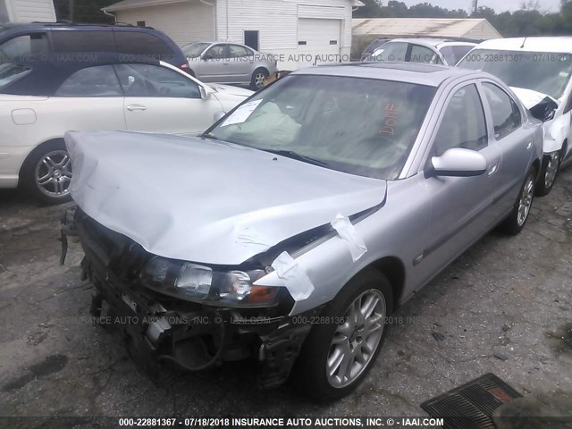 YV1RS58D822124993 - 2002 VOLVO S60 2.4T SILVER photo 2