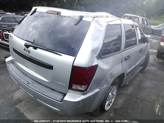 1J4GR48K55C674372 - 2005 JEEP GRAND CHEROKEE LAREDO/COLUMBIA/FREEDOM SILVER photo 4