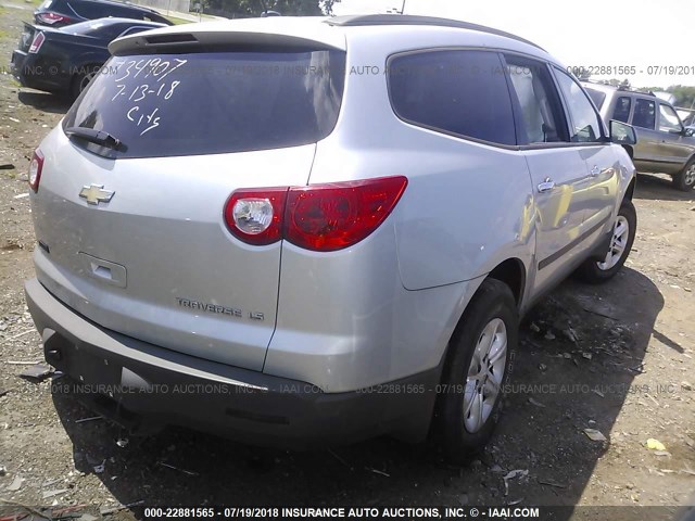 1GNKREED9CJ261401 - 2012 CHEVROLET TRAVERSE LS SILVER photo 4