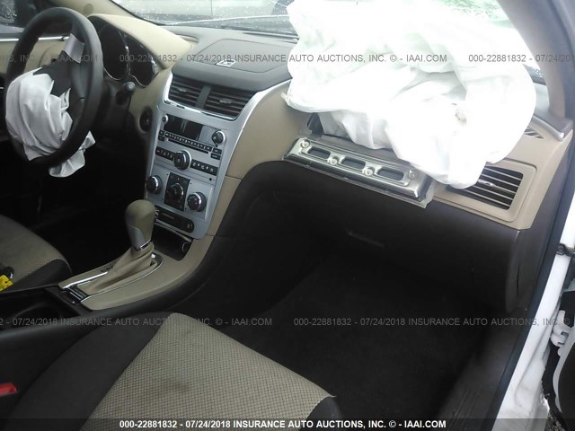 1G1ZA5EU3CF398084 - 2012 CHEVROLET MALIBU LS 白色 照片 5