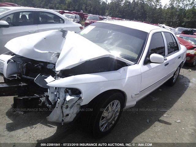 2MEFM74V38X631561 - 2008 MERCURY GRAND MARQUIS GS WHITE photo 2