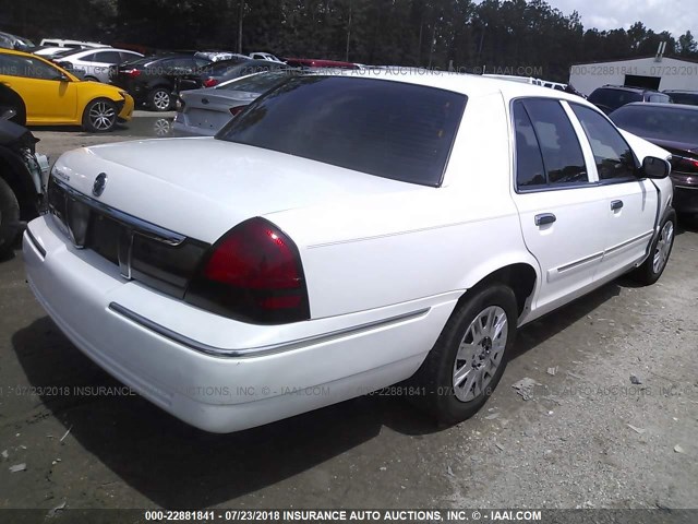 2MEFM74V38X631561 - 2008 MERCURY GRAND MARQUIS GS WHITE photo 4