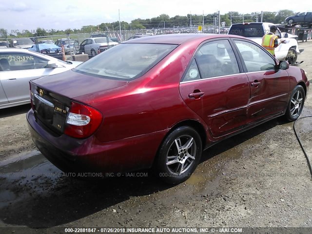 4T1BF32K03U050025 - 2003 TOYOTA CAMRY LE/XLE/SE RED photo 4