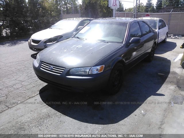 JT2BF22K2V0080936 - 1997 TOYOTA CAMRY LE/XLE 灰色 照片 2