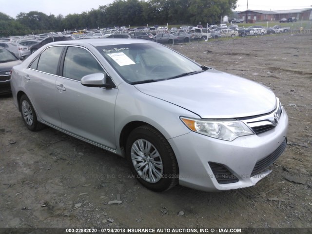 4T1BF1FK5CU129821 - 2012 TOYOTA CAMRY SE/LE/XLE SILVER photo 1