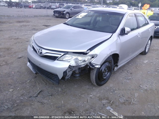 4T1BF1FK5CU129821 - 2012 TOYOTA CAMRY SE/LE/XLE SILVER photo 6