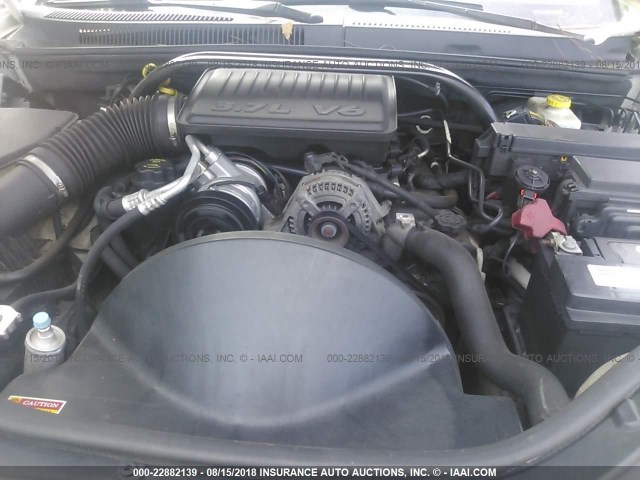 1J4GR48KX5C695766 - 2005 JEEP GRAND CHEROKEE LAREDO/COLUMBIA/FREEDOM 白色 照片 10