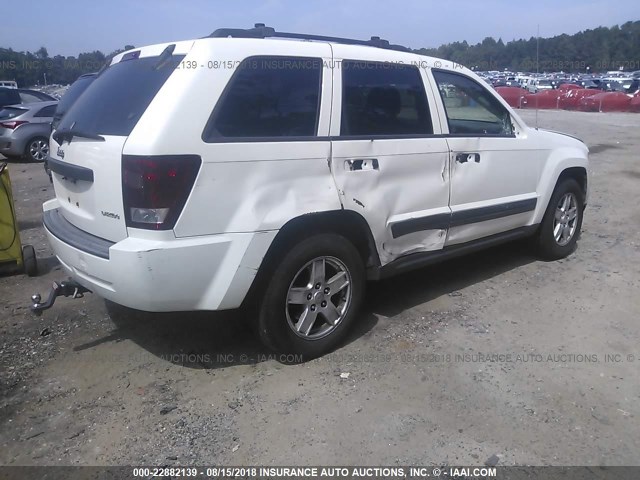 1J4GR48KX5C695766 - 2005 JEEP GRAND CHEROKEE LAREDO/COLUMBIA/FREEDOM 白色 照片 4