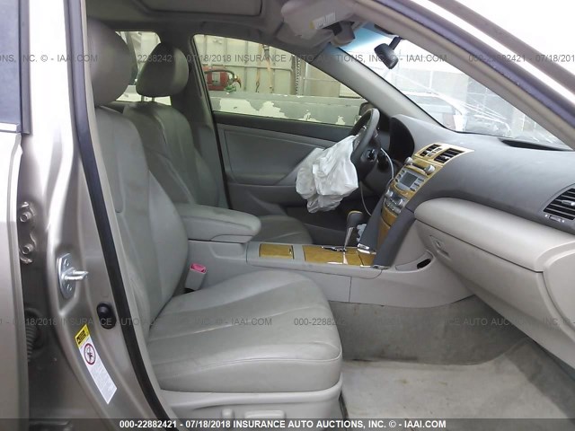 JTNBK46K073010079 - 2007 TOYOTA CAMRY NEW GENERAT LE/XLE/SE GOLD photo 5