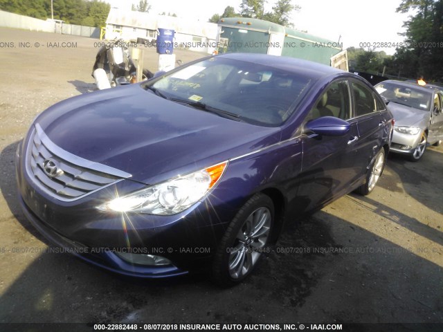 5NPEC4AB4BH168573 - 2011 HYUNDAI SONATA SE/LIMITED PURPLE photo 2