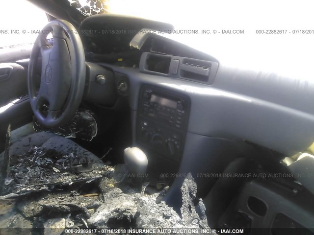 4T1BG22K01U100152 - 2001 TOYOTA CAMRY CE/LE/XLE 银色 照片 5