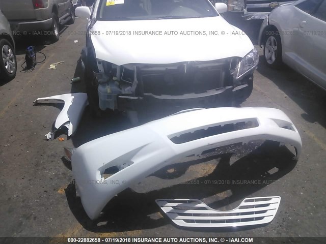 4T1BE46K68U733969 - 2008 TOYOTA CAMRY CE/LE/XLE/SE WHITE photo 6