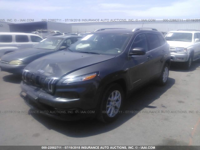 1C4PJLCB0HW539740 - 2017 JEEP CHEROKEE LATITUDE GRAY photo 2