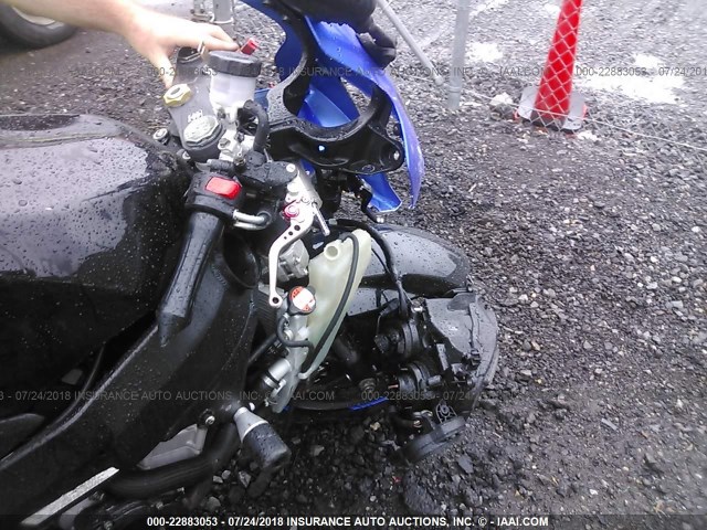 JS1GR7JA742104610 - 2004 SUZUKI GSX-R750 K BLUE photo 5