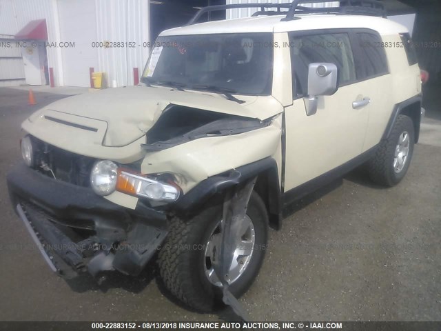 JTEBU11F88K007151 - 2008 TOYOTA FJ CRUISER TAN photo 2