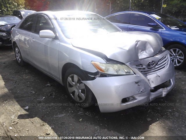 4T1BE46K19U290714 - 2009 TOYOTA CAMRY SE/LE/XLE SILVER photo 1