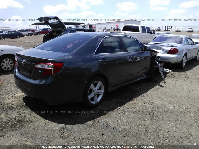 4T1BF1FK7DU260637 - 2013 TOYOTA CAMRY L/SE/LE/XLE 灰色 照片 4