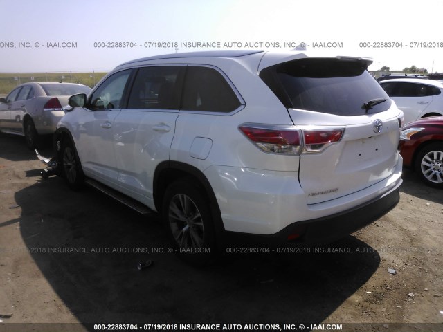 5TDKKRFH7ES012624 - 2014 TOYOTA HIGHLANDER XLE WHITE photo 3