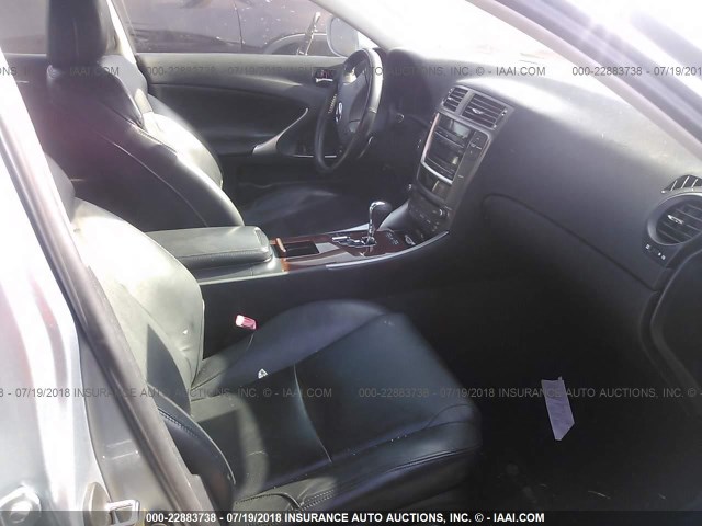 JTHBK262185058526 - 2008 LEXUS IS 250 BLUE photo 5