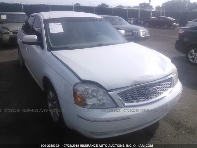 1FAHP24167G153440 - 2007 FORD FIVE HUNDRED SEL WHITE photo 1