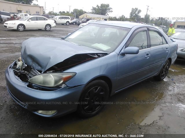 4T1BE32K42U526486 - 2002 TOYOTA CAMRY LE/XLE/SE Mavi foto 2