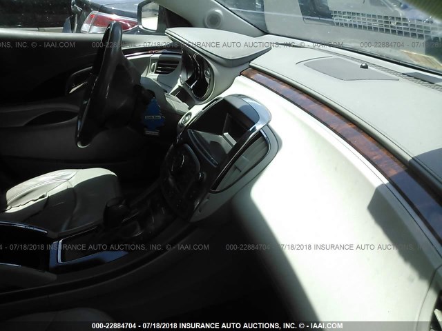 1G4GE5GD2BF133232 - 2011 BUICK LACROSSE CXS BLACK photo 5