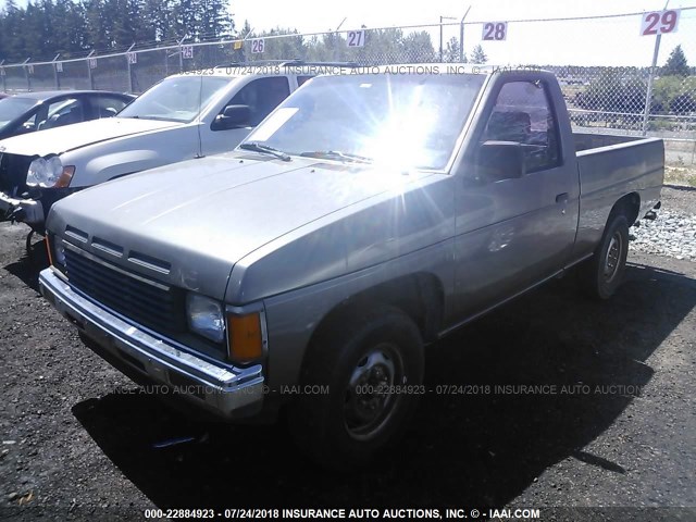 JN6ND11S7JW001058 - 1988 NISSAN D21 SHORT BED Pewter photo 2